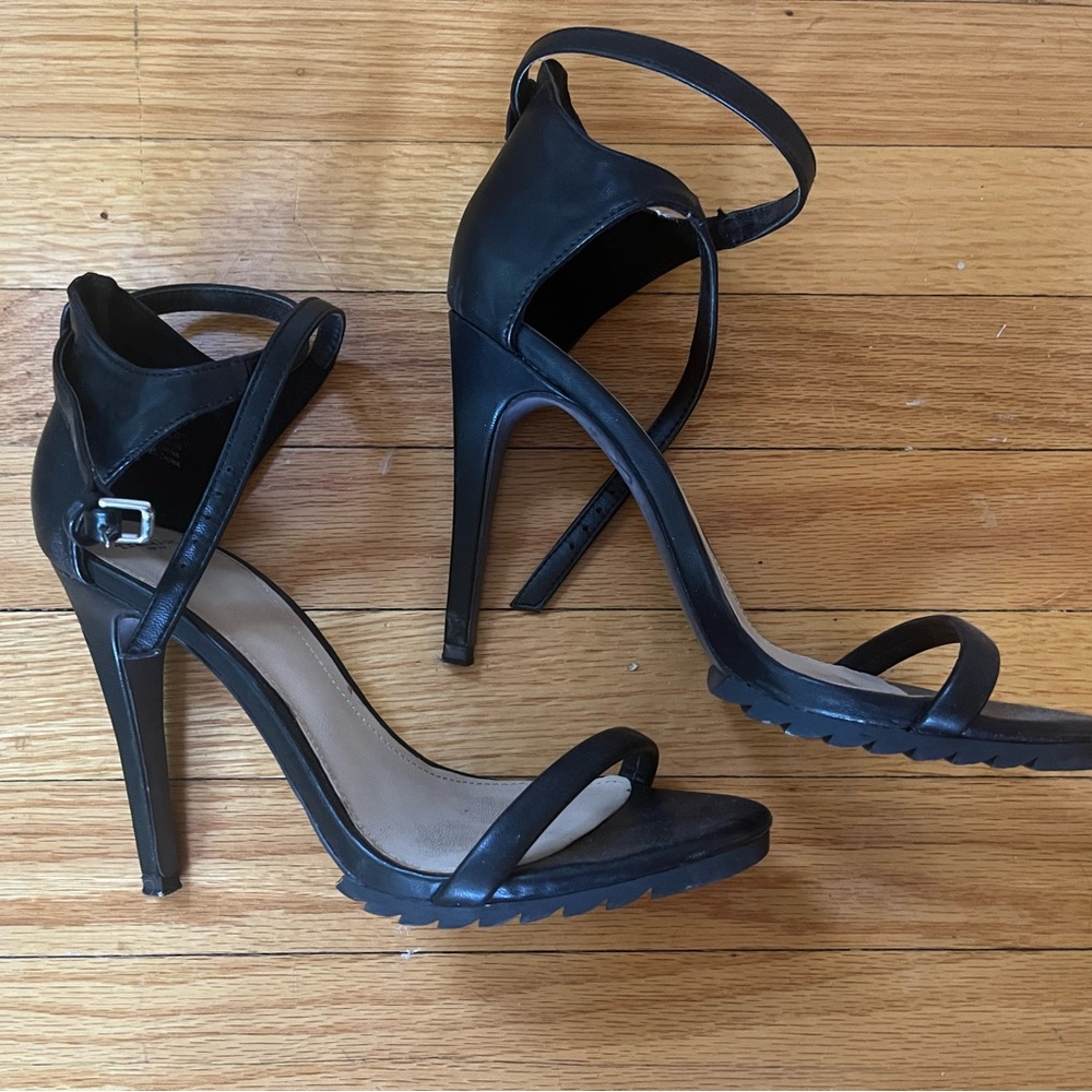 Zara black open toe strappy heels